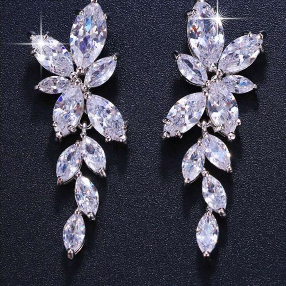Leaf teardrop CZ rhinestone EARRINGS